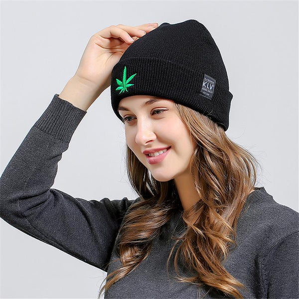 Unisex New Design Warm Knitted Hat